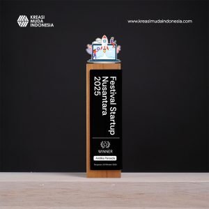 Piala Festival Start Up Nusantara KMI Piala Lomba Desain Maskot Festival Maskot Indonesia