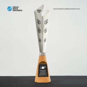 Trofi Turnamen Billiard