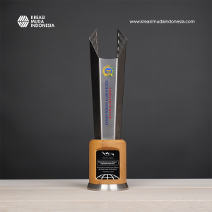 Plakat Kerjasama Kementerian Luar Negeri KMI Plakat Kerjasama Kementerian Luar Negeri