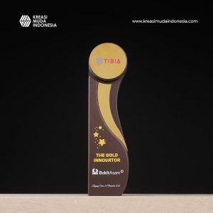 Penghargaan Bukit Asam The Gold Innovator KMI Penghargaan Bukit Asam The Gold Innovator