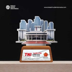 Miniatur Leadership Service Award TNI KMI Miniatur Leadership Service Award TNI